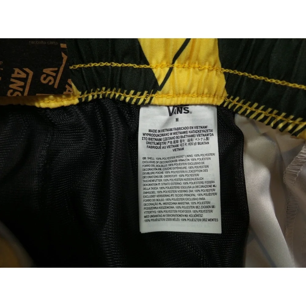 Vans Shorts Mens Size Medium Yellow Relaxed‎ Fit Primary Elastic Boardshorts NWT